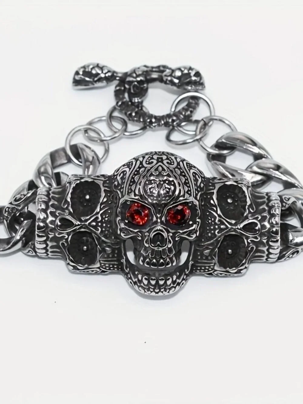 Mens red eye skull bracelet stainless steel gothic